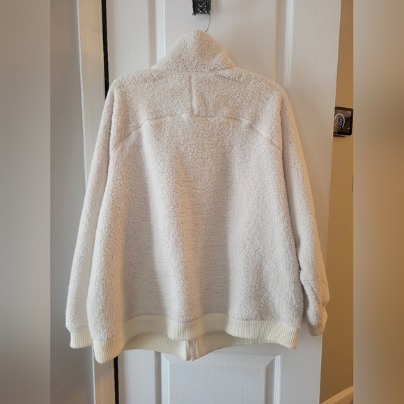 Athleta Tugga Sherpa Full Zip Warm Fleece Jacket Ivory Cream Plus Size 1X - Picture 4 of 11